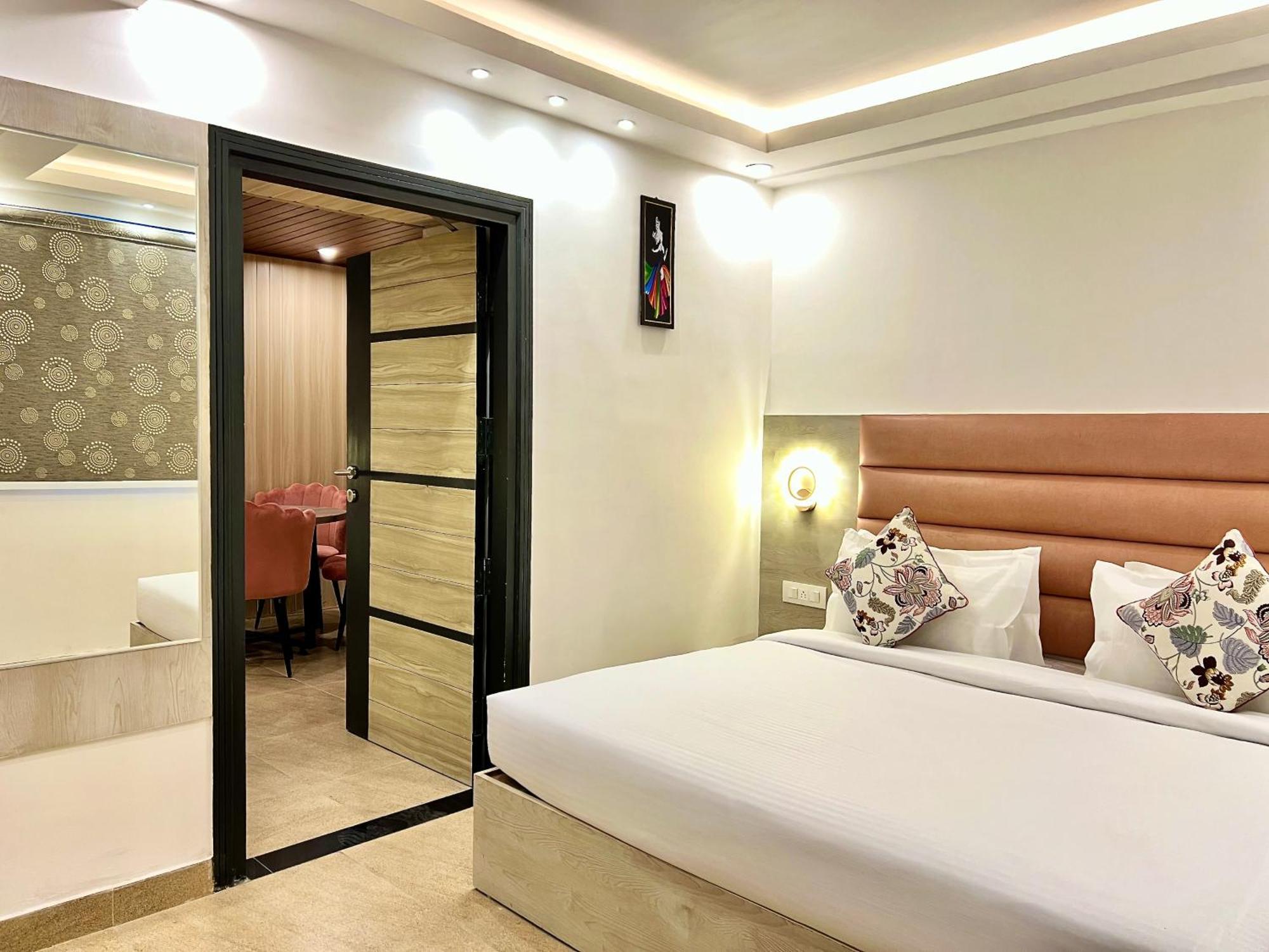 Hotel Pride Inn - 800 Mts From Mall Road 穆索里 外观 照片