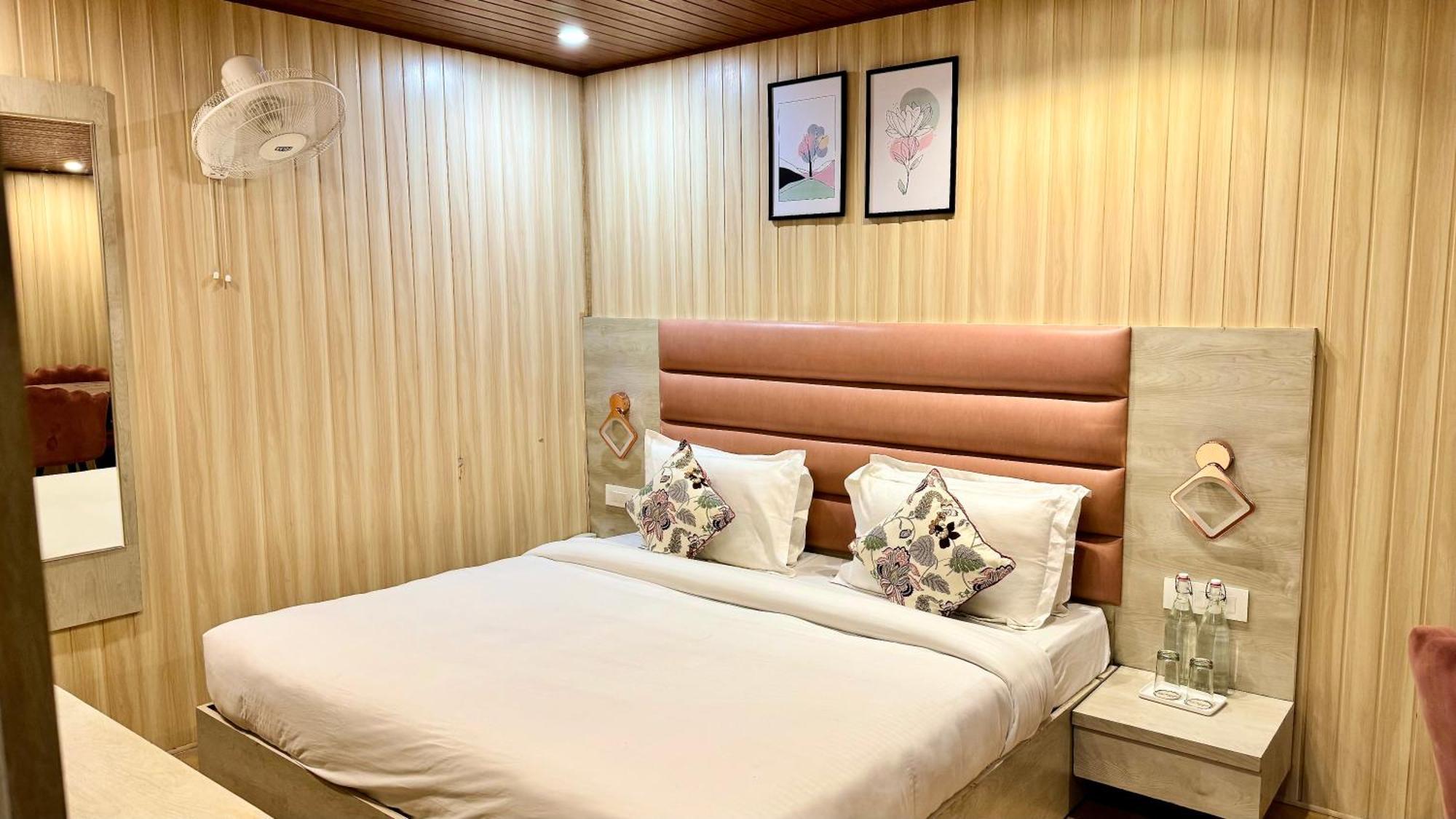 Hotel Pride Inn - 800 Mts From Mall Road 穆索里 外观 照片