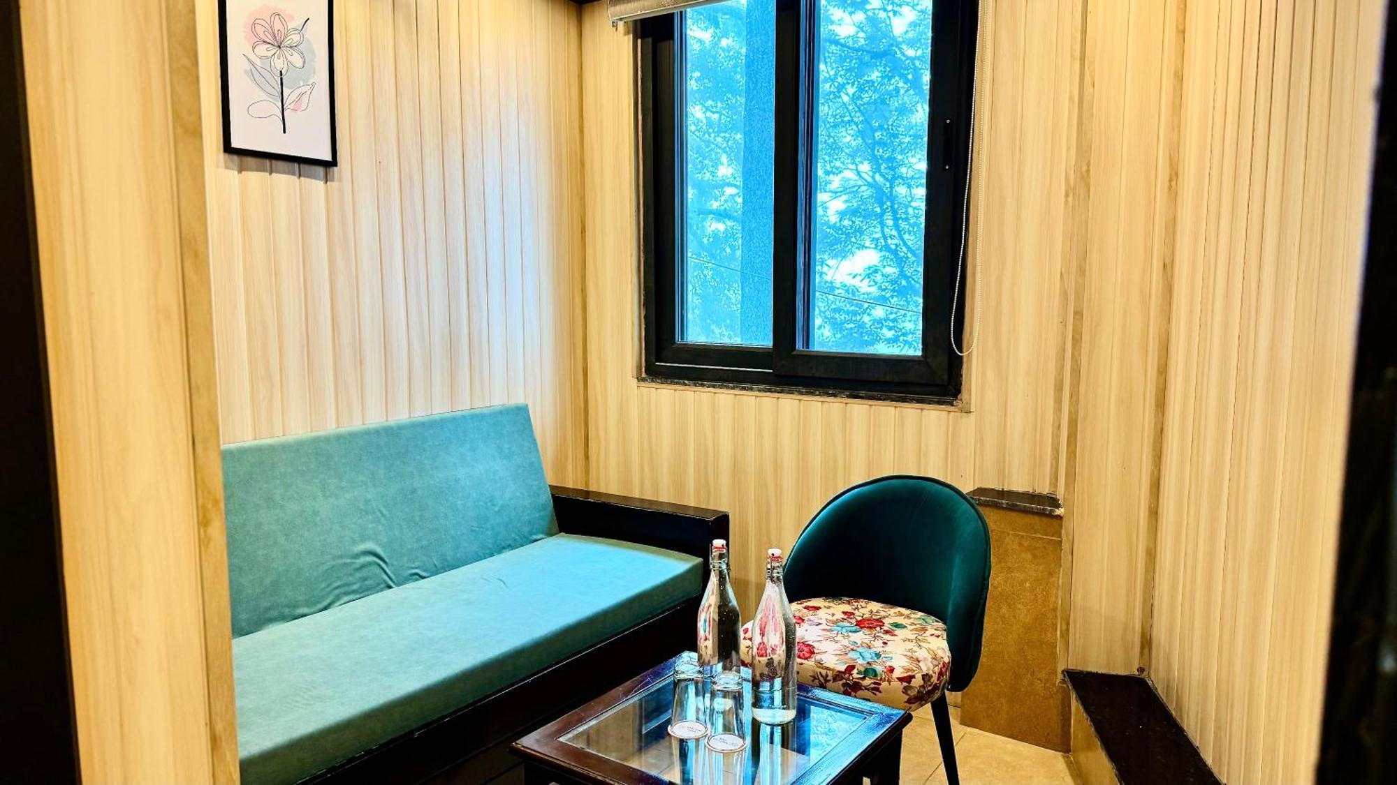 Hotel Pride Inn - 800 Mts From Mall Road 穆索里 外观 照片