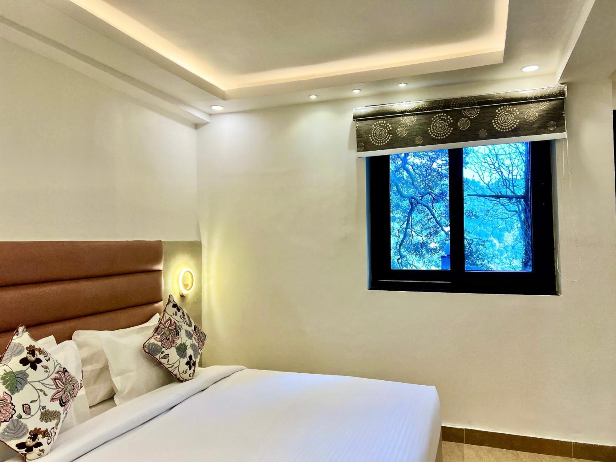 Hotel Pride Inn - 800 Mts From Mall Road 穆索里 外观 照片