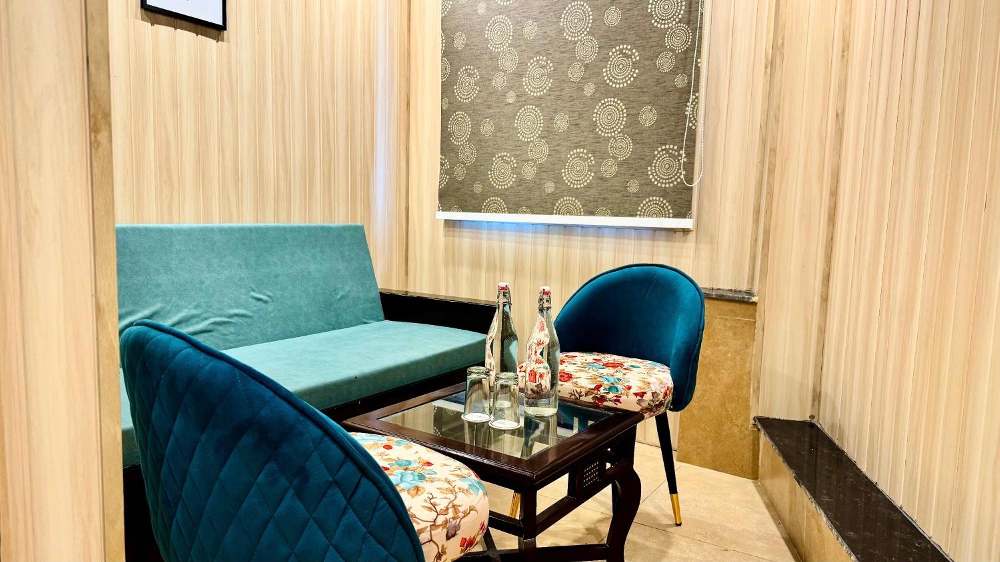 Hotel Pride Inn - 800 Mts From Mall Road 穆索里 外观 照片