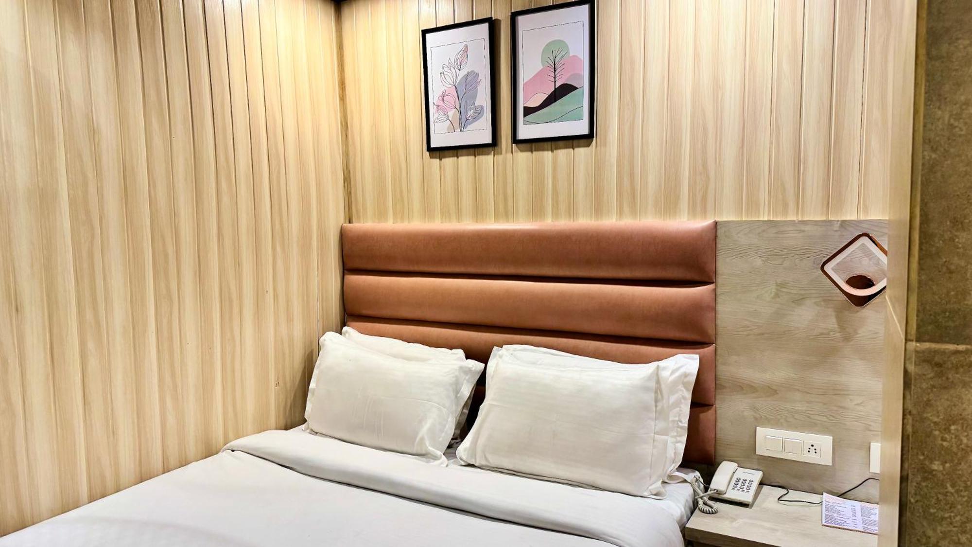 Hotel Pride Inn - 800 Mts From Mall Road 穆索里 外观 照片