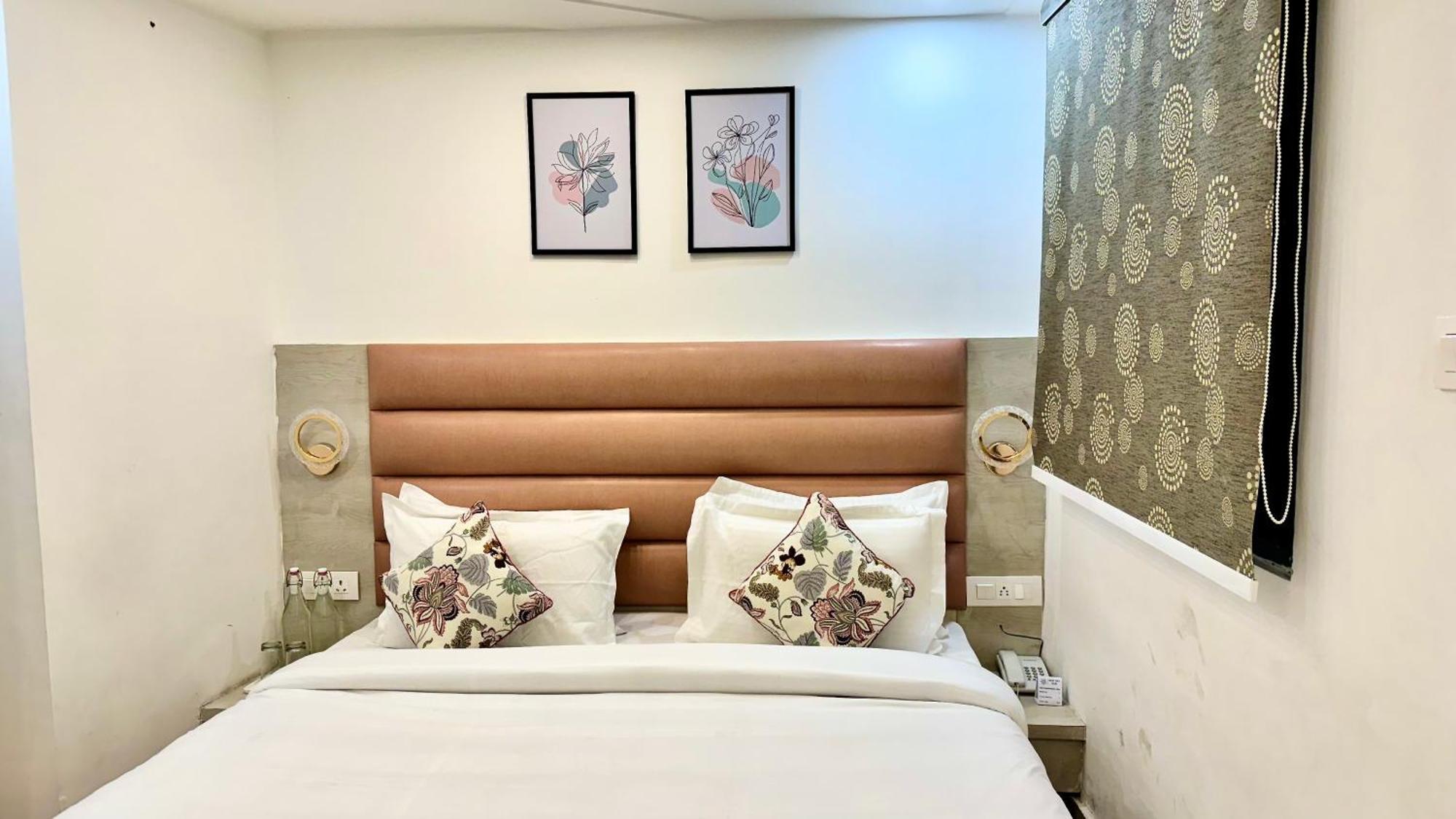 Hotel Pride Inn - 800 Mts From Mall Road 穆索里 外观 照片
