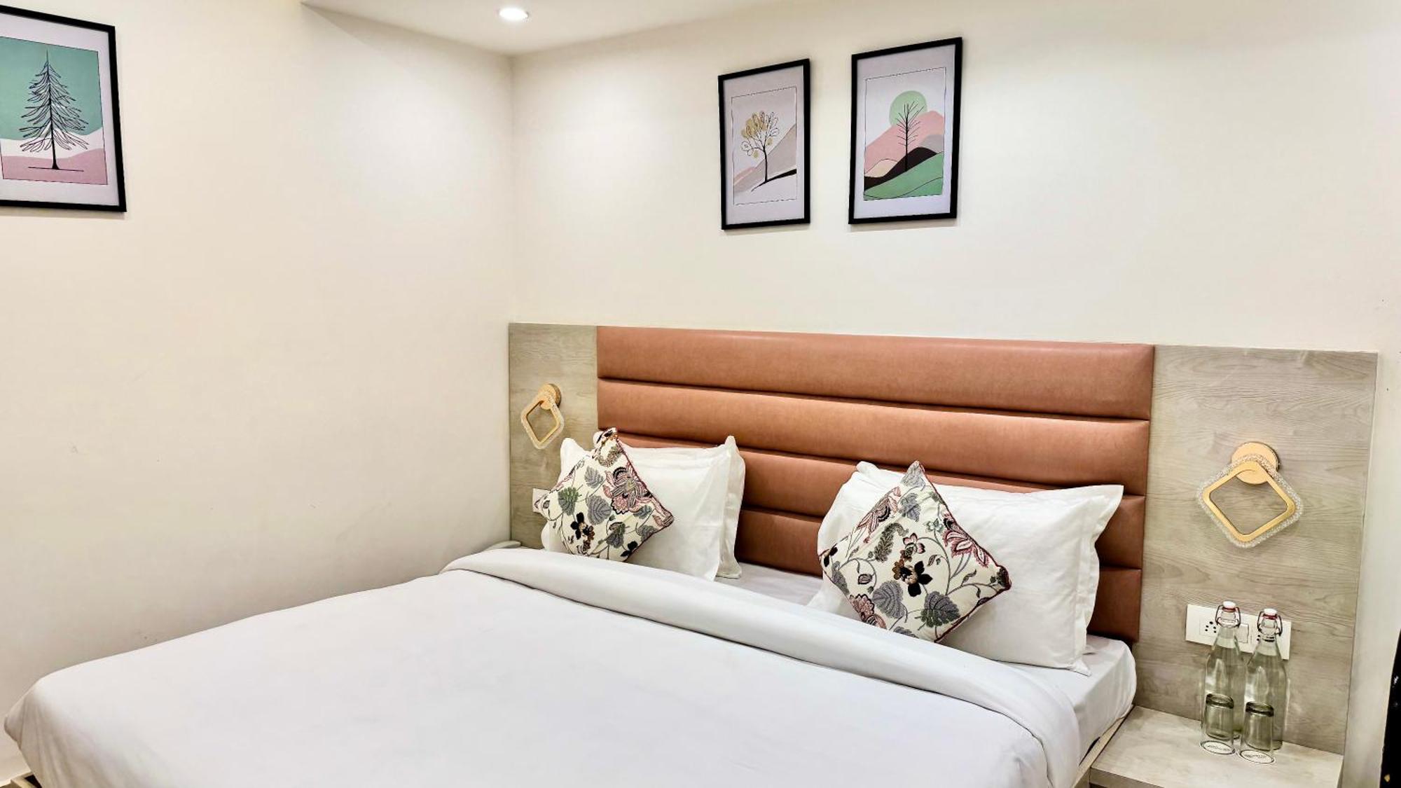 Hotel Pride Inn - 800 Mts From Mall Road 穆索里 外观 照片