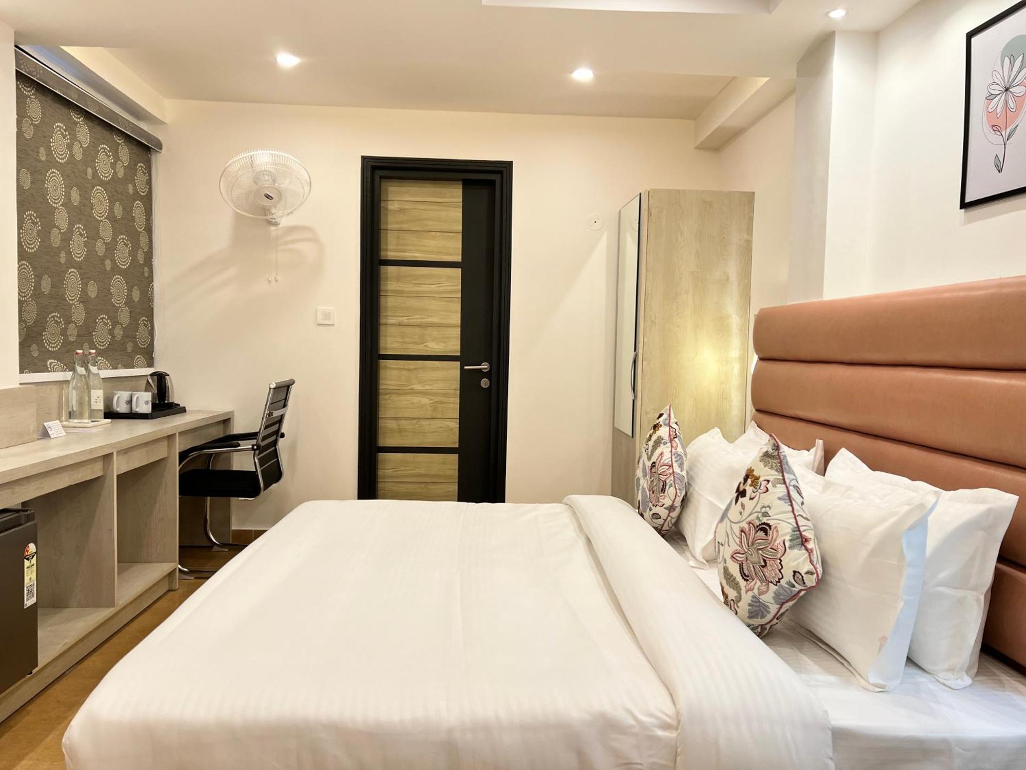 Hotel Pride Inn - 800 Mts From Mall Road 穆索里 外观 照片