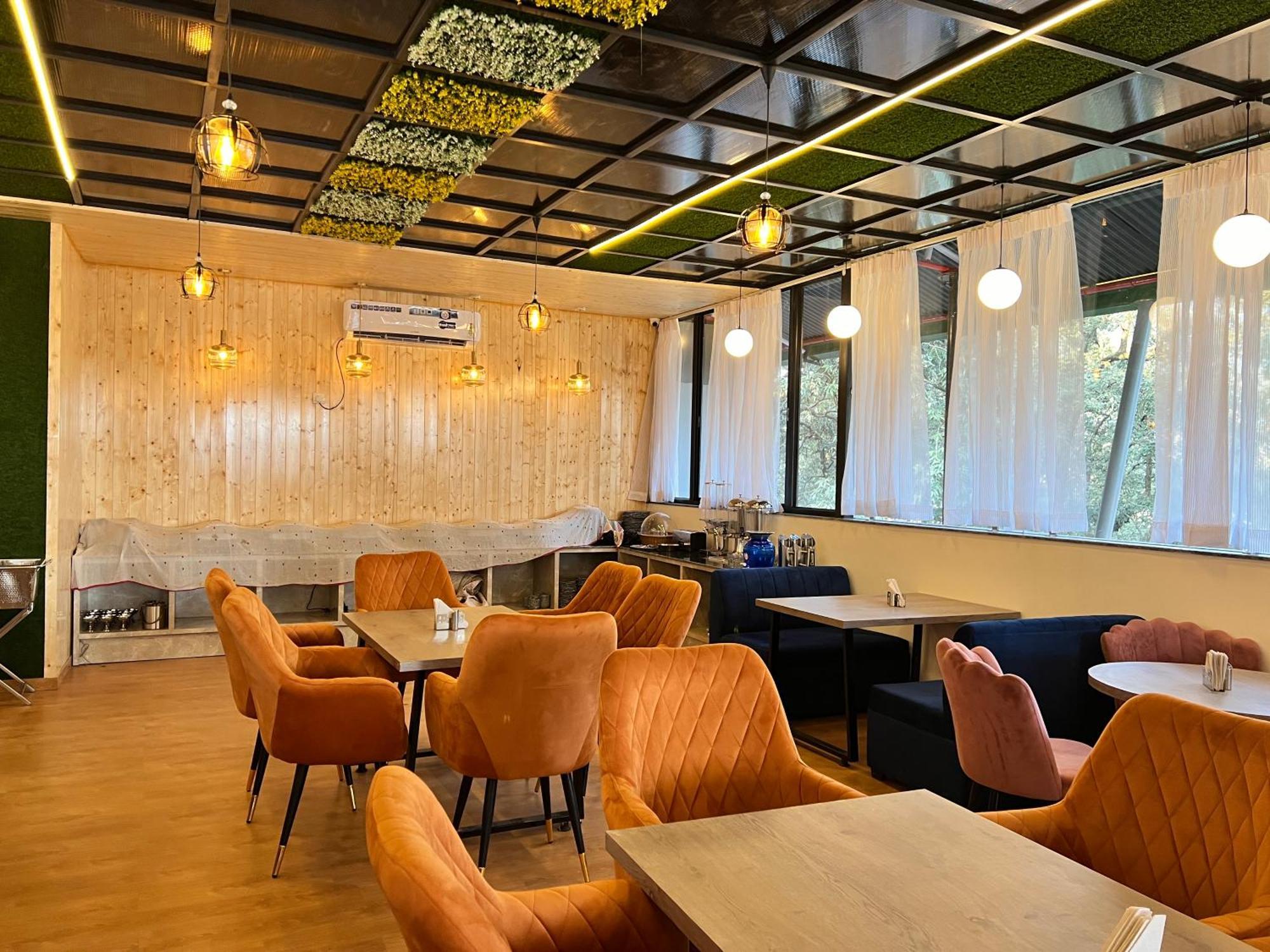 Hotel Pride Inn - 800 Mts From Mall Road 穆索里 外观 照片
