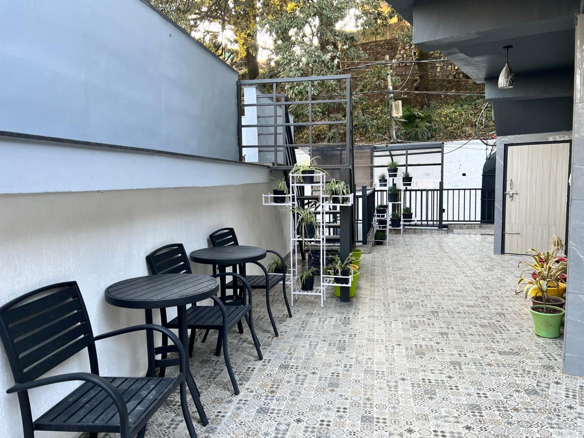 Hotel Pride Inn - 800 Mts From Mall Road 穆索里 外观 照片